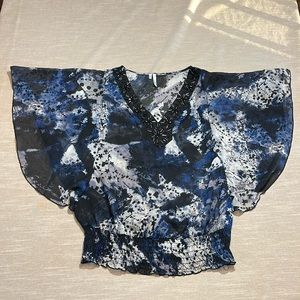 Studio Y sheer short sleeve sheer blouse size small. See picture for colors